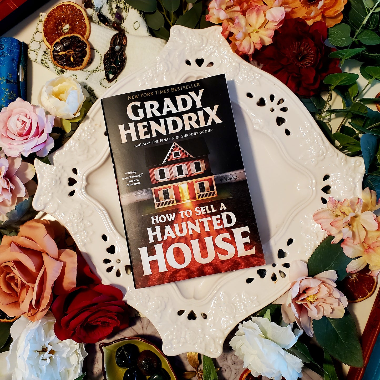 How-to-Sell-a-Haunted-House-by-Grady-Hendrix