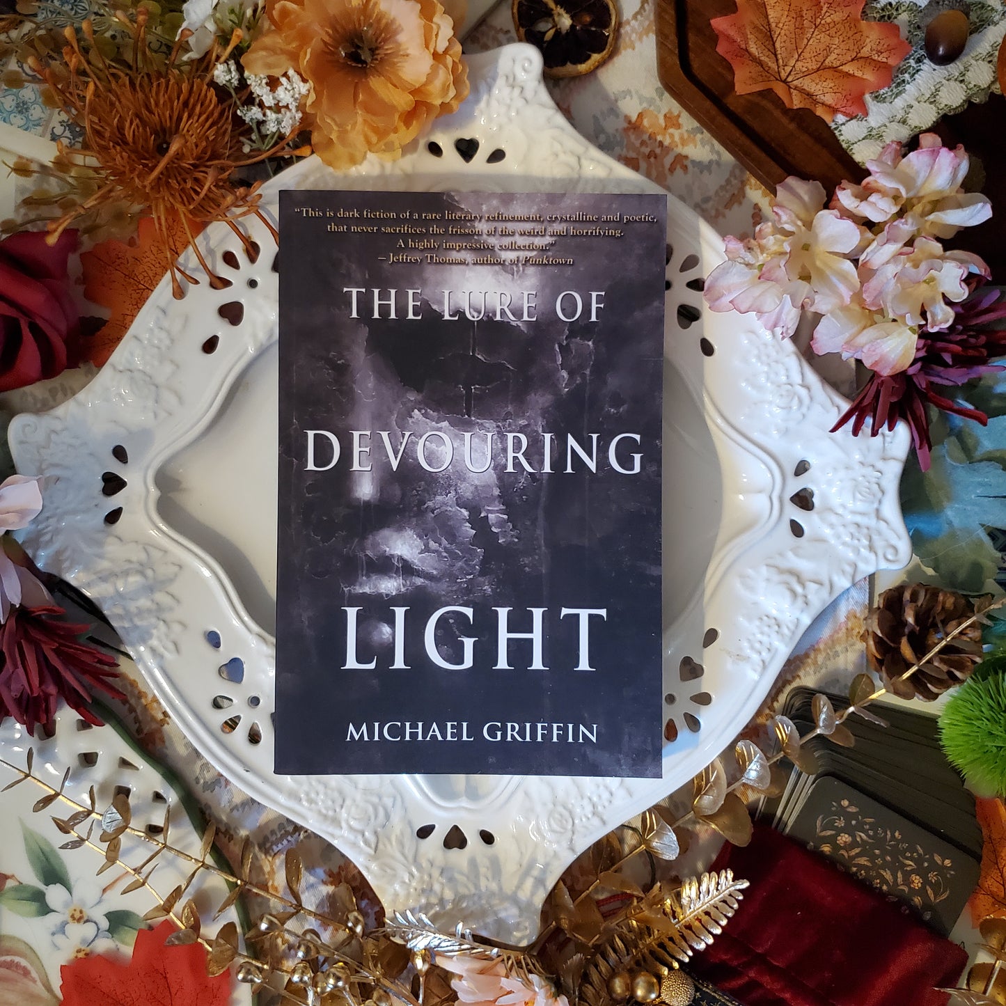 The Lure of Devouring Light