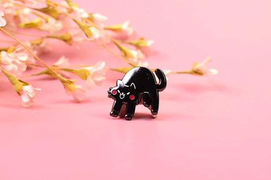 Spooked Cat! Enamel Pin